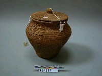 藏品(罐形籐編容器)的圖片